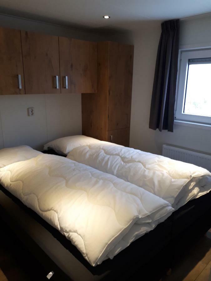 Witven Hotel Veldhoven Bagian luar foto