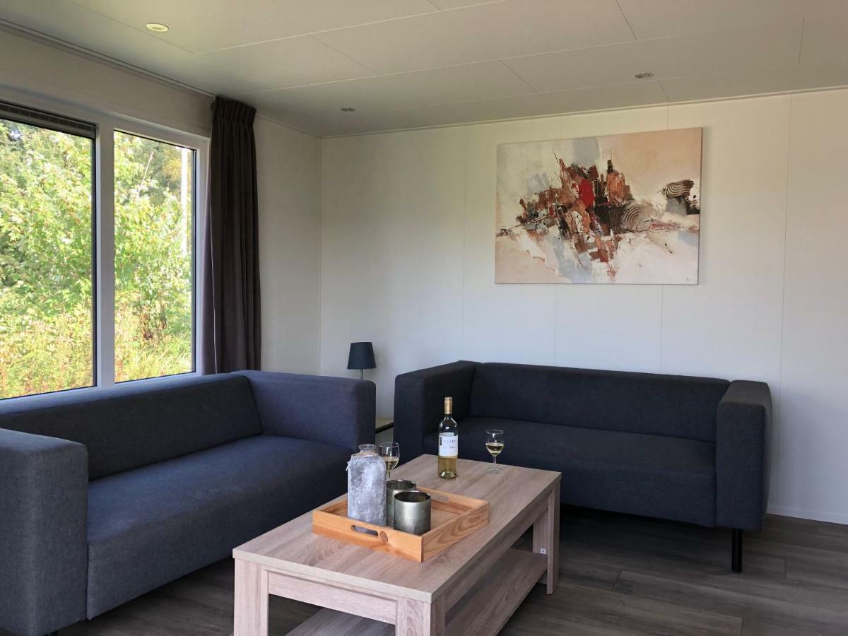 Witven Hotel Veldhoven Bagian luar foto